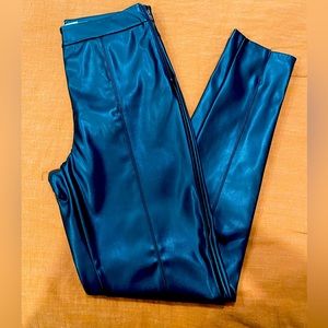 Leather skinny pants
